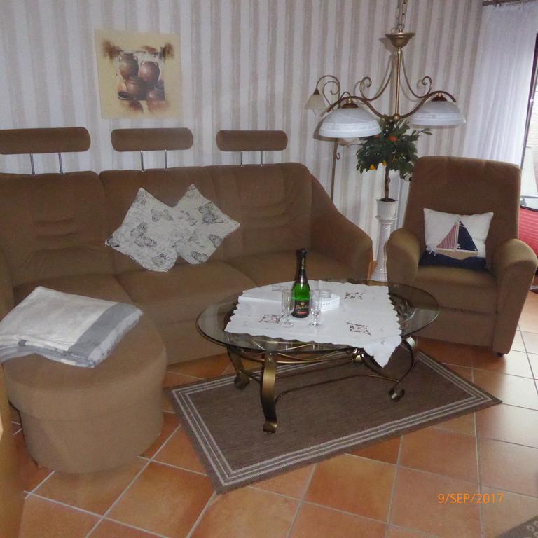 Haus Kathrin Apartment Busum Exterior photo